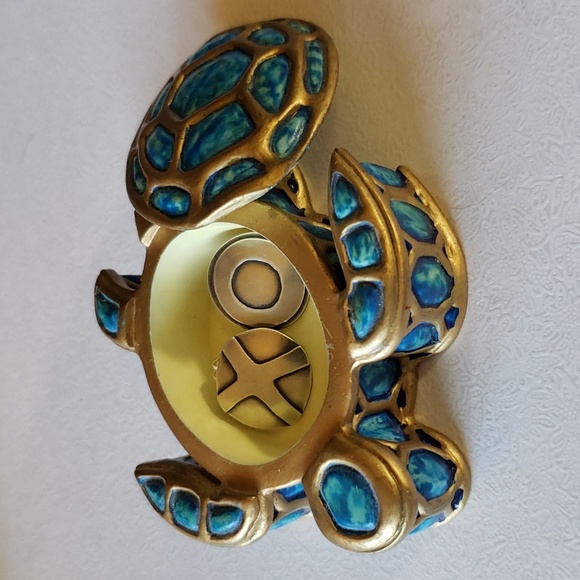 Sea Turtle Ceramic Trinket Box, Hand Painted - Picture 6 of 7